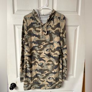 Latched Mama Breastfeeding & Pregnancy Long Sleeve Hooded Shirt